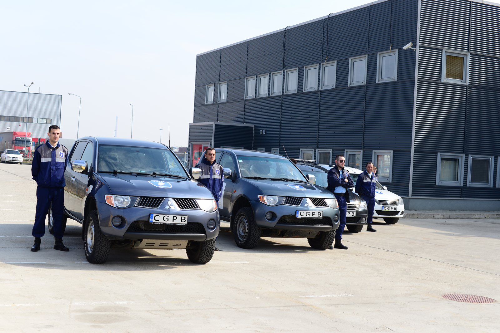 Echipa si autovehiculele CGPB Securitate